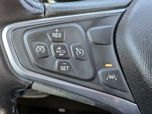 Used 2020 Chevrolet Equinox LT image 28