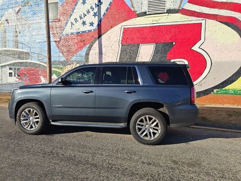 Used 2020 GMC Yukon SLT w/ Open Road Package image 3