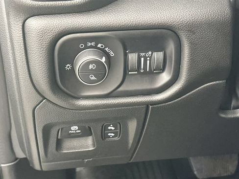 Used 2023 RAM 1500 Laramie AWD/4WD image 10