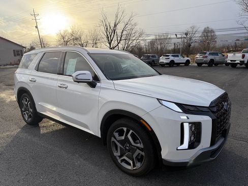 Used 2023 Hyundai Palisade SEL image 6