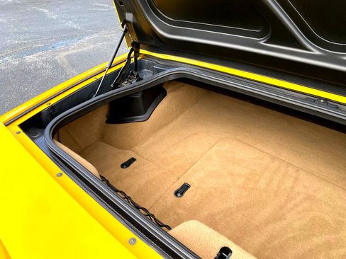 Used 2003 Chevrolet Corvette Convertible w/ Preferred Equipment Group1 image 40