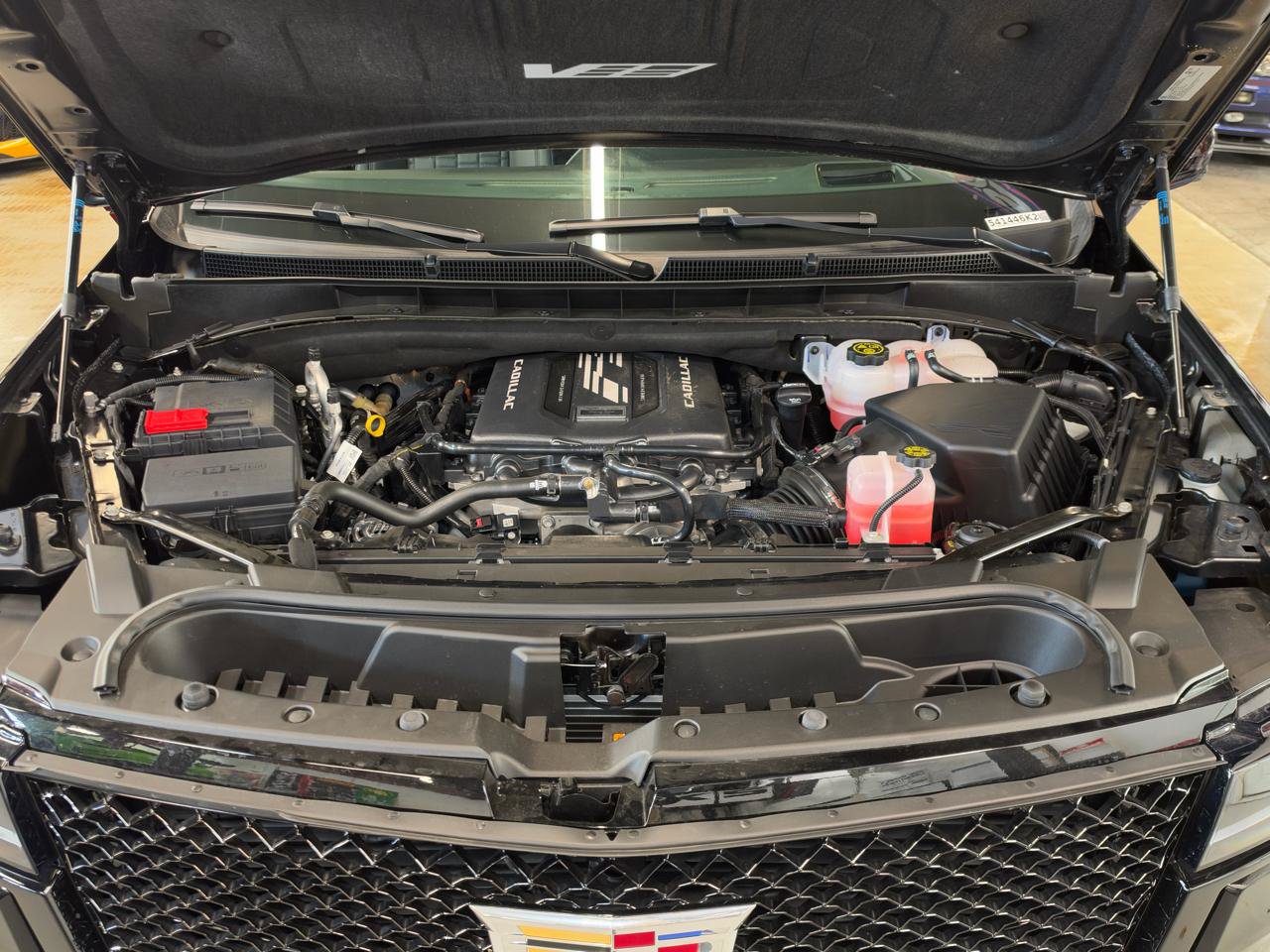 Used 2023 Cadillac Escalade V AWD/4WD image 17