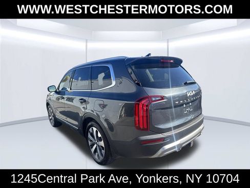 Used 2022 Kia Telluride EX w/ EX Premium Package FWD image 5