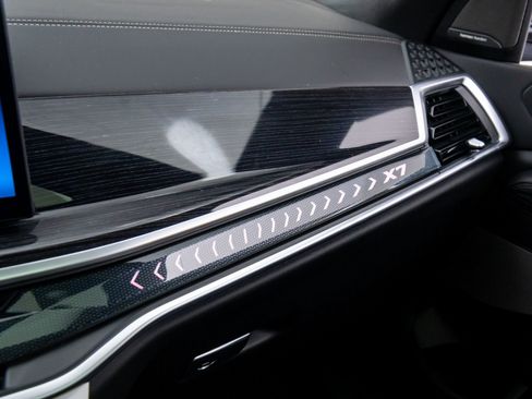 New 2026 BMW X7 xDrive40i w/ M Sport Package image 30