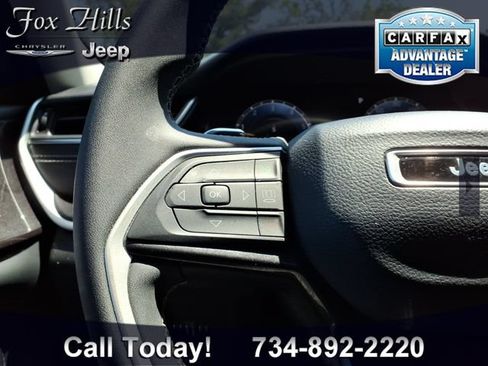 Certified 2022 Jeep Grand Cherokee L Laredo w/ Luxury Tech Group I AWD/4WD image 20