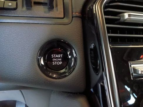 Used 2025 Nissan Armada PRO-4X AWD/4WD image 20