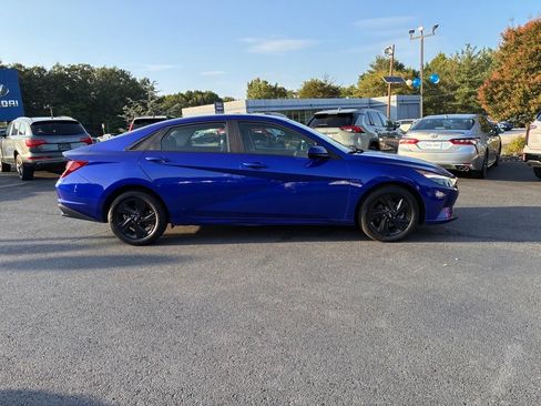 Used 2023 Hyundai Elantra SEL FWD image 8