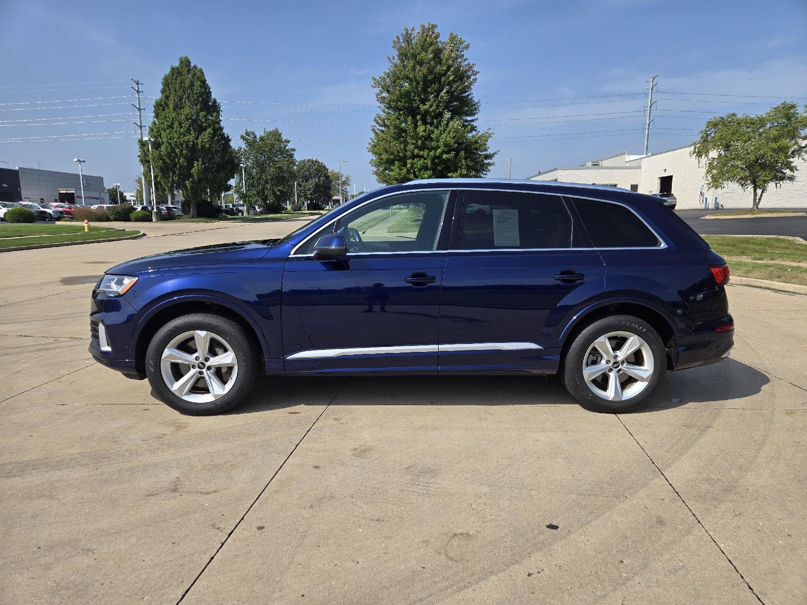 Used 2022 Audi Q7 2.0T Premium Plus w/ Premium Plus Package AWD/4WD image 5
