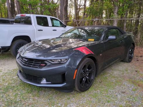 Used 2023 Chevrolet Camaro LT w/ RS Package image 2