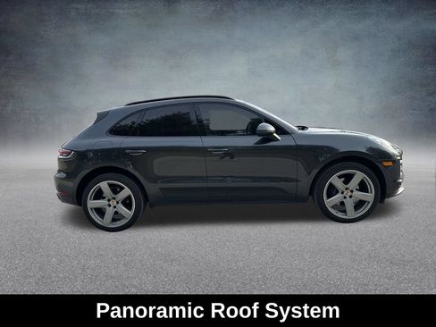 Used 2020 Porsche Macan AWD/4WD image 10