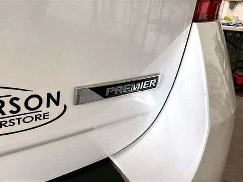 Used 2017 Chevrolet Equinox Premier w/ Enhanced Convenience Package AWD/4WD image 25