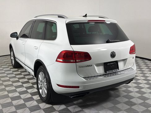 Used 2013 Volkswagen Touareg VR6 AWD/4WD image 7