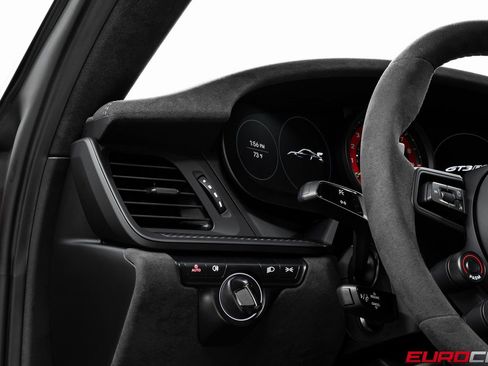 Used 2025 Porsche 911 GT3 RS image 31