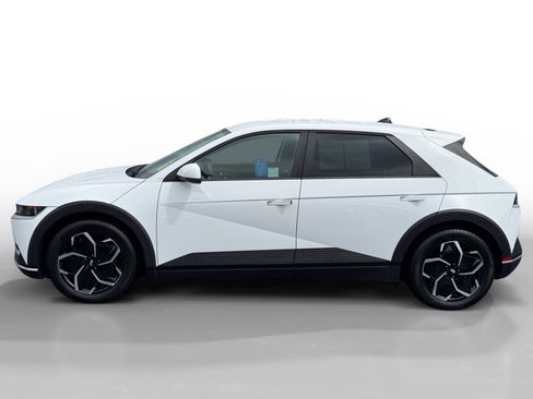 Certified 2024 Hyundai Ioniq 5 SEL image 2