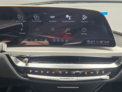 New 2026 Cadillac Lyriq V AWD/4WD image 28