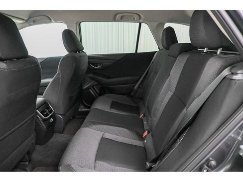 Used 2023 Subaru Outback Premium image 19