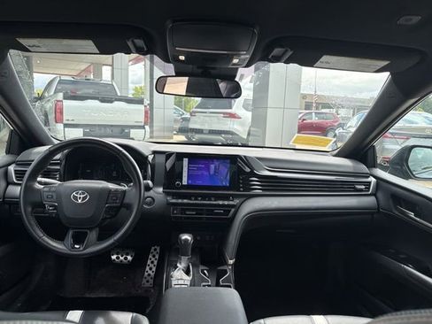 Used 2025 Toyota Camry SE FWD image 24