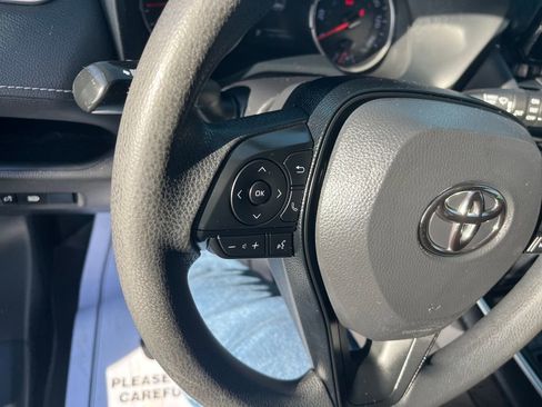 Used 2019 Toyota RAV4 XLE image 12