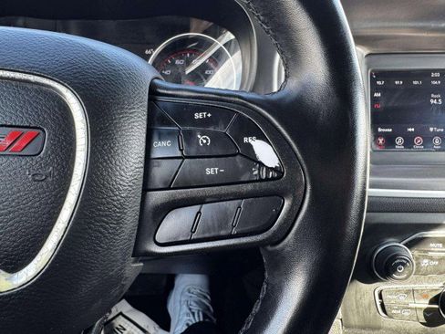 Used 2020 Dodge Charger SXT image 23