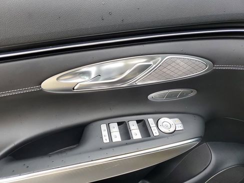 Used 2023 Genesis GV70 2.5T w/ Select Package image 21