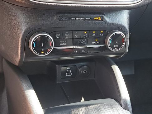 Certified 2025 Ford Escape Active image 29