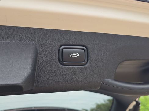 New 2026 Kia Sportage SX FWD image 11