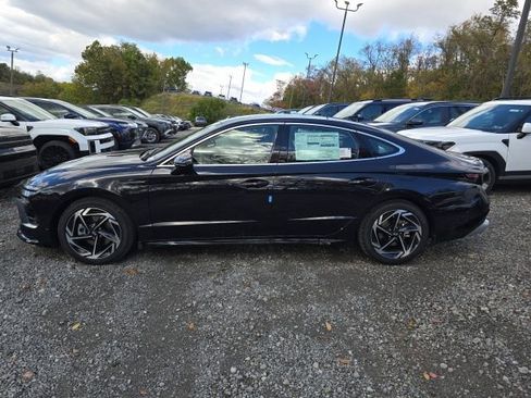 New 2026 Hyundai Sonata SEL image 2