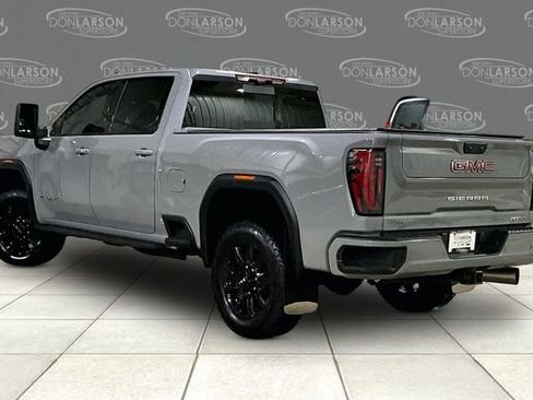 Used 2024 GMC Sierra 2500 AT4 w/ Technology Package image 5