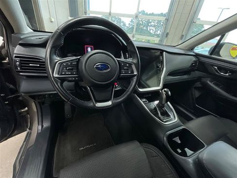 Used 2023 Subaru Outback Premium AWD/4WD image 13