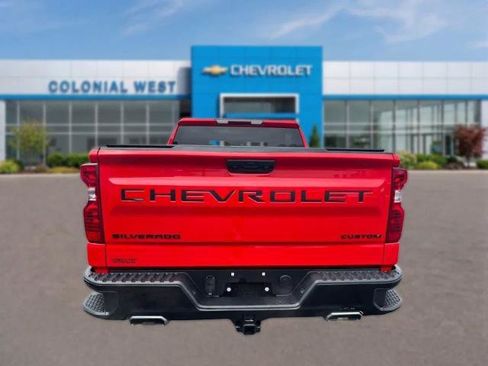 Used 2025 Chevrolet Silverado 1500 Custom Trail Boss w/ LPO, Dark Essentials Package AWD/4WD image 10