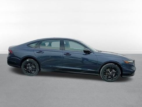 New 2025 Honda Accord SE image 4