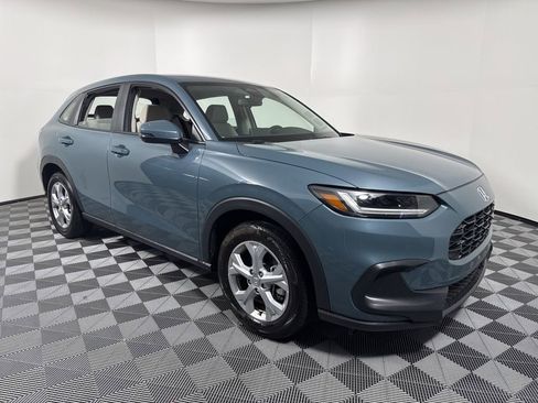 Used 2025 Honda HR-V LX image 10