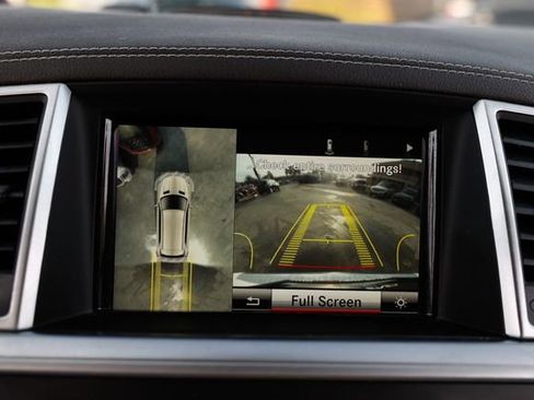 Used 2016 Mercedes-Benz GL 450 4MATIC image 37