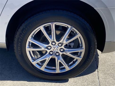 Used 2023 Buick Enclave Essence w/ Experience Buick Package image 34