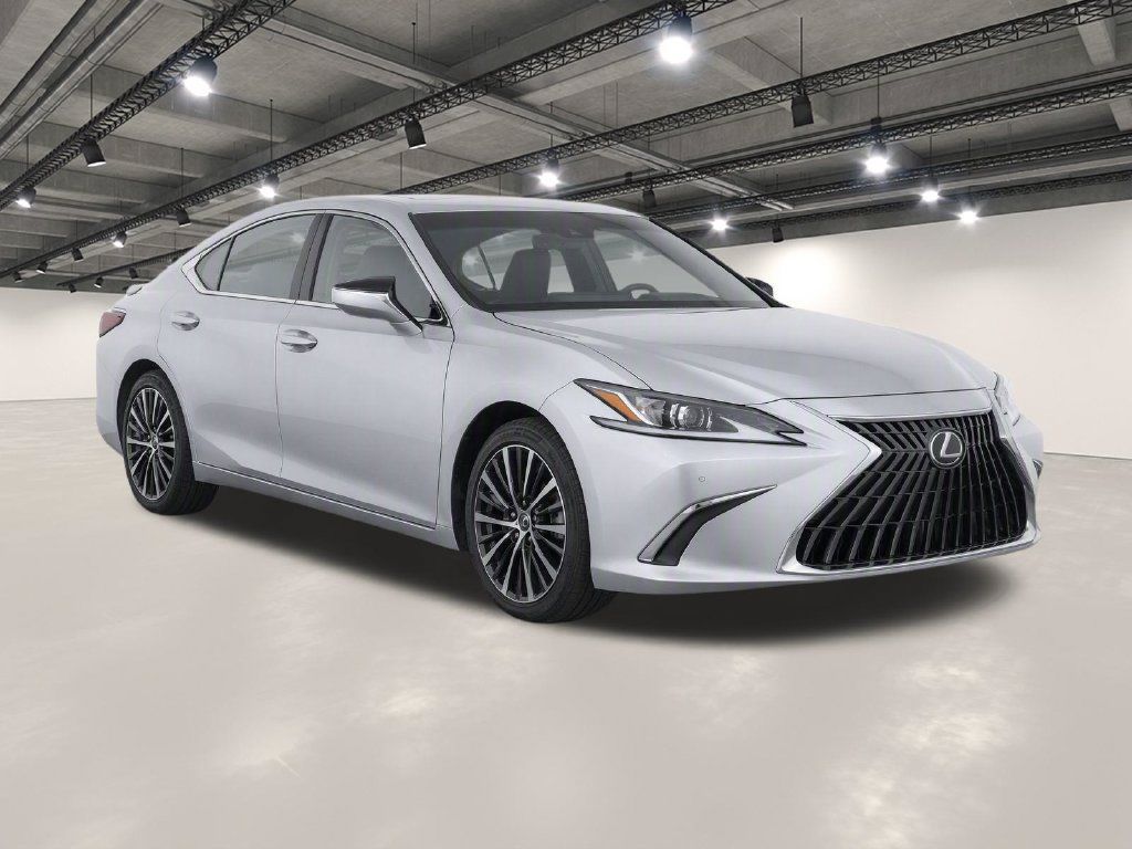 Used 2025 Lexus ES 300h w/ Premium Package FWD image 2