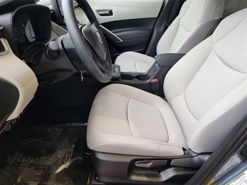 New 2026 Toyota Corolla Cross L image 12