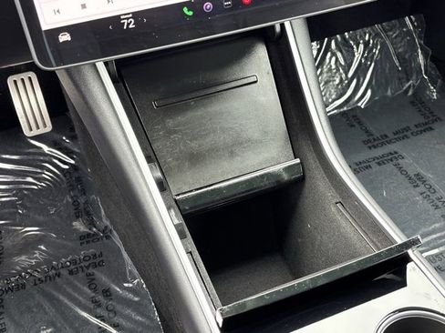 Used 2019 Tesla Model 3 Performance image 18