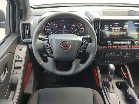 New 2026 Nissan Frontier Pro-X w/ Pro-X Convenience Package RWD image 17