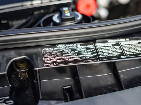 Used 2023 Mercedes-Benz Sprinter 2500 image 28