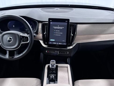 Certified 2026 Volvo XC90 B6 Plus AWD/4WD image 2