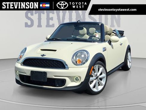 Used 2015 MINI Cooper S FWD image 1