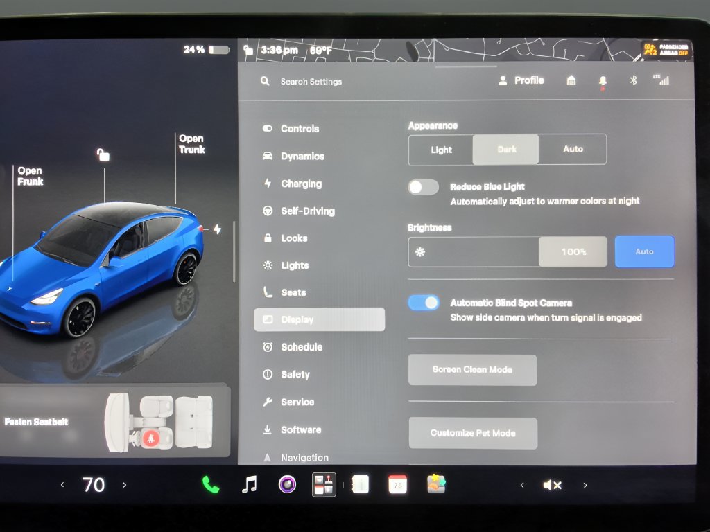 Used 2024 Tesla Model Y Performance AWD/4WD image 29