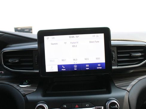 Used 2020 Ford Explorer Limited AWD/4WD image 17