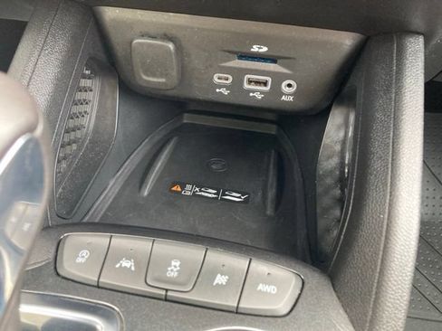 Used 2021 Chevrolet TrailBlazer ACTIV w/ Sun and Liftgate Package AWD/4WD image 33
