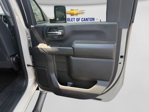 New 2026 Chevrolet Silverado 2500 Custom w/ Custom Value Package AWD/4WD image 16