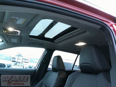 Certified 2023 Toyota Corolla Cross XLE image 20