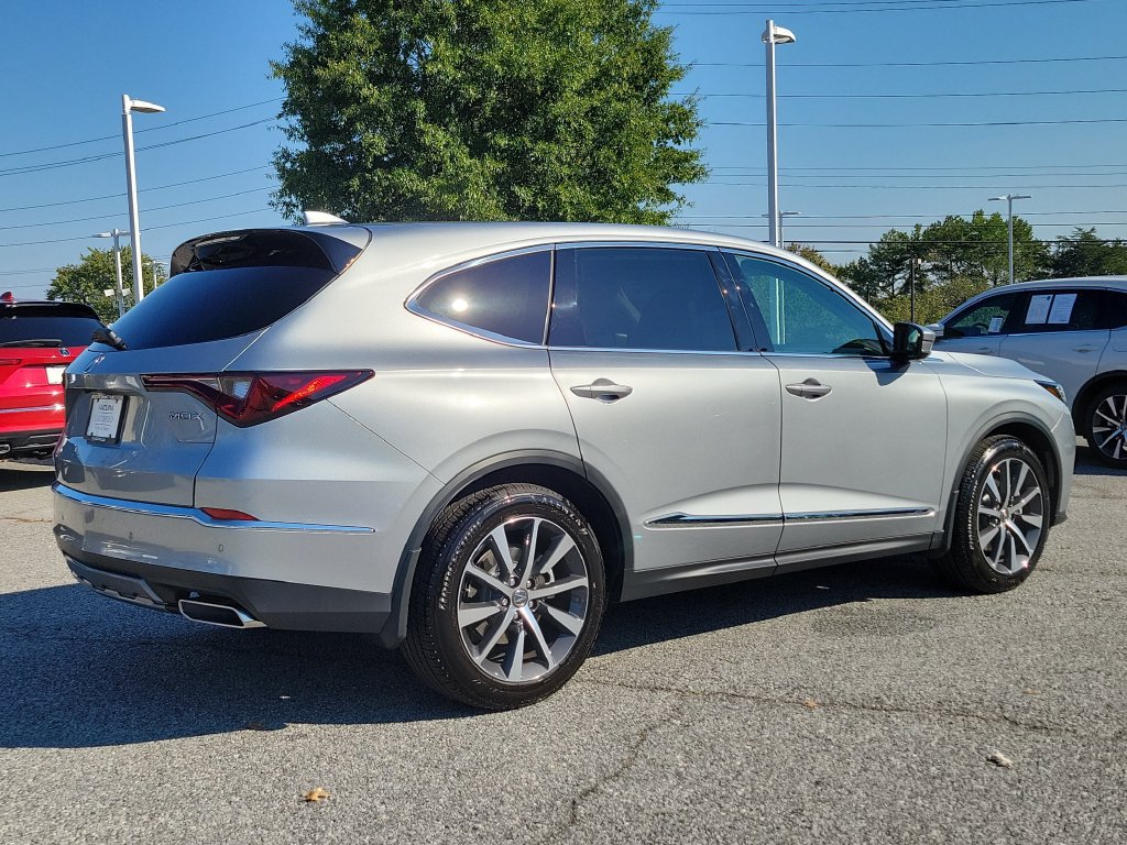 Certified 2026 Acura MDX w/ Technology Package FWD image 5