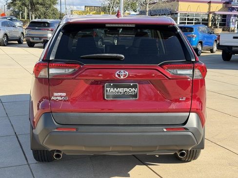 Used 2023 Toyota RAV4 LE image 3