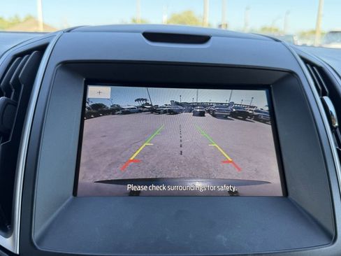 Used 2019 Ford Edge SEL w/ Equipment Group 201A FWD image 23