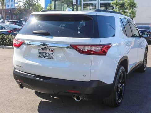 Used 2020 Chevrolet Traverse LT FWD image 5